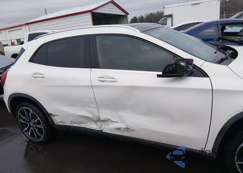 2016 Mercedes-Benz Gla 250 из США, поврежденный, VIN WDCTG4EB6GJ272366